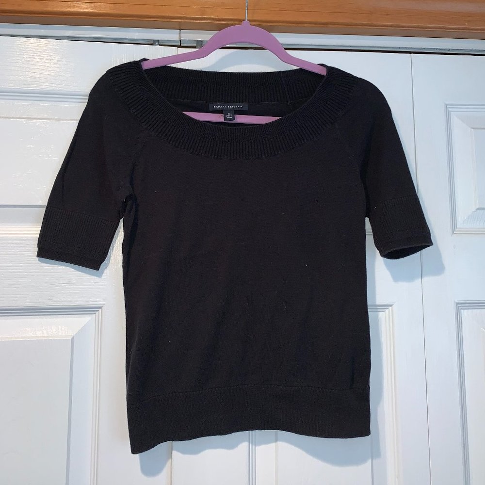 Banana Republic Scoop Neck Top